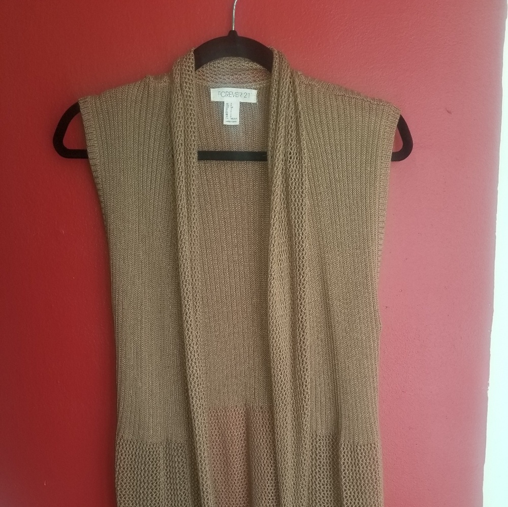 💞NWOT Forever 21 Long Sweater Vest 💞